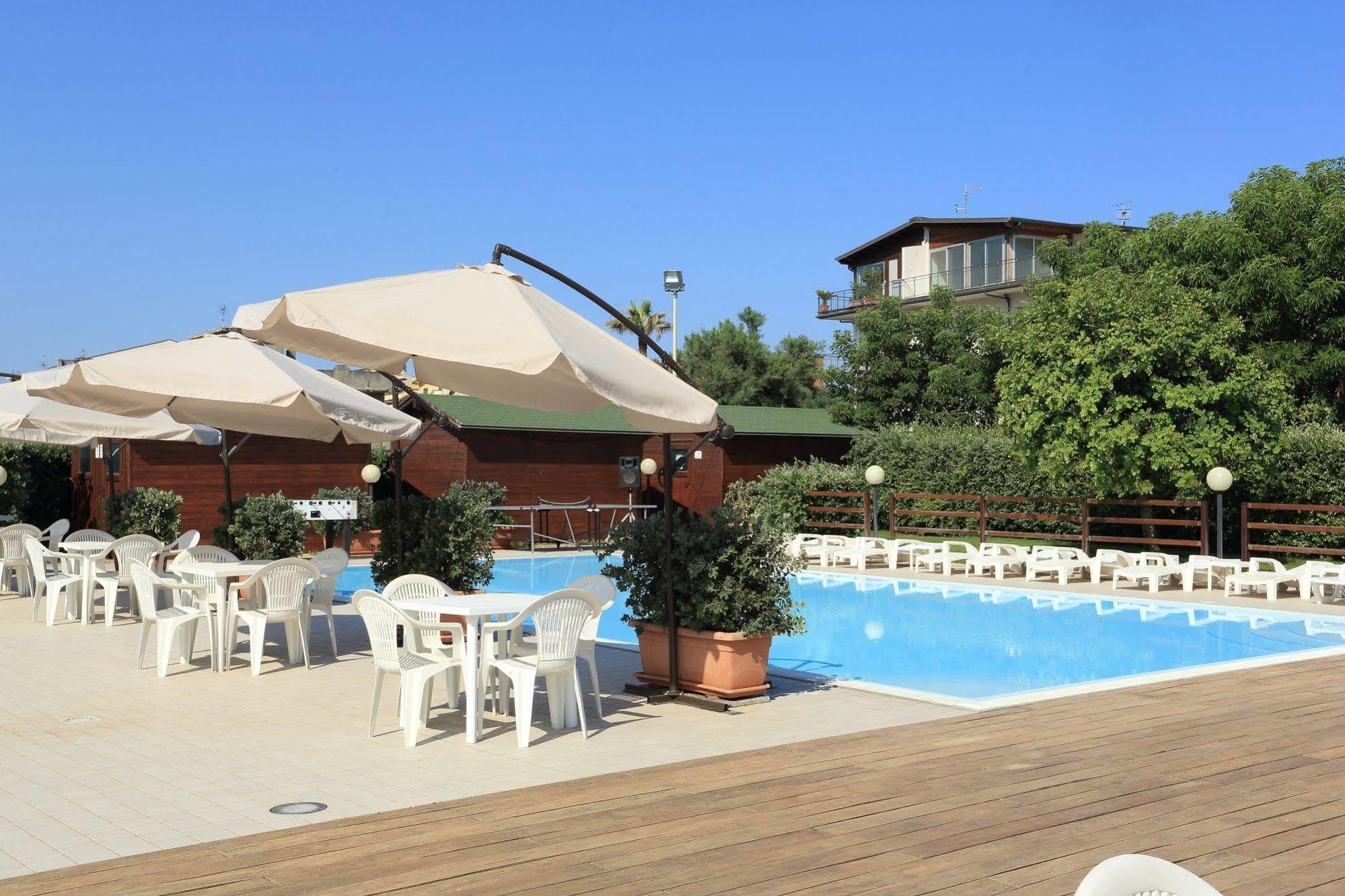 Nettuno Resort Capo d'Orlando Exterior photo