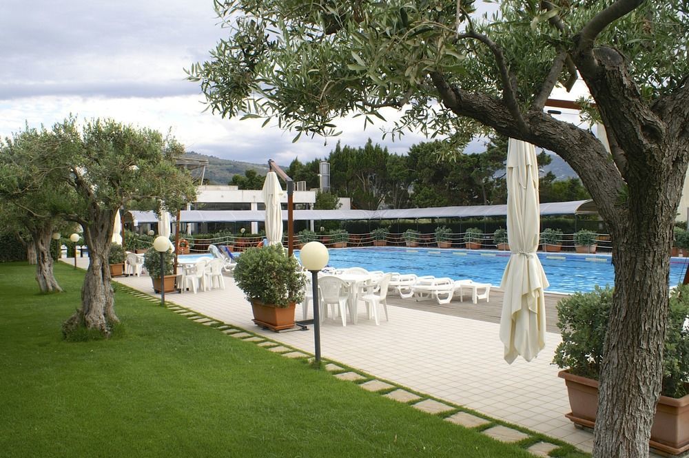 Nettuno Resort Capo d'Orlando Exterior photo